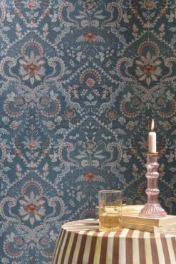 Pip Studio Saluti Vinyl Wallpaper Denim Blue -Home Comprehensive-PIP Studio 333151 saluti denim blue 03 hr lr