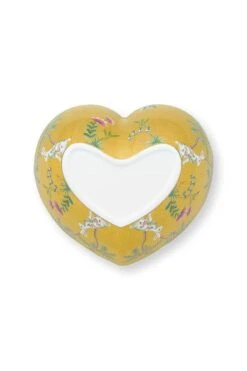 La Majorelle Large Serving Tray Heart Yellow 9 La Majorelle Large Serving Tray Heart Yellow -Home Comprehensive-PIP Studio 51.019.019 04