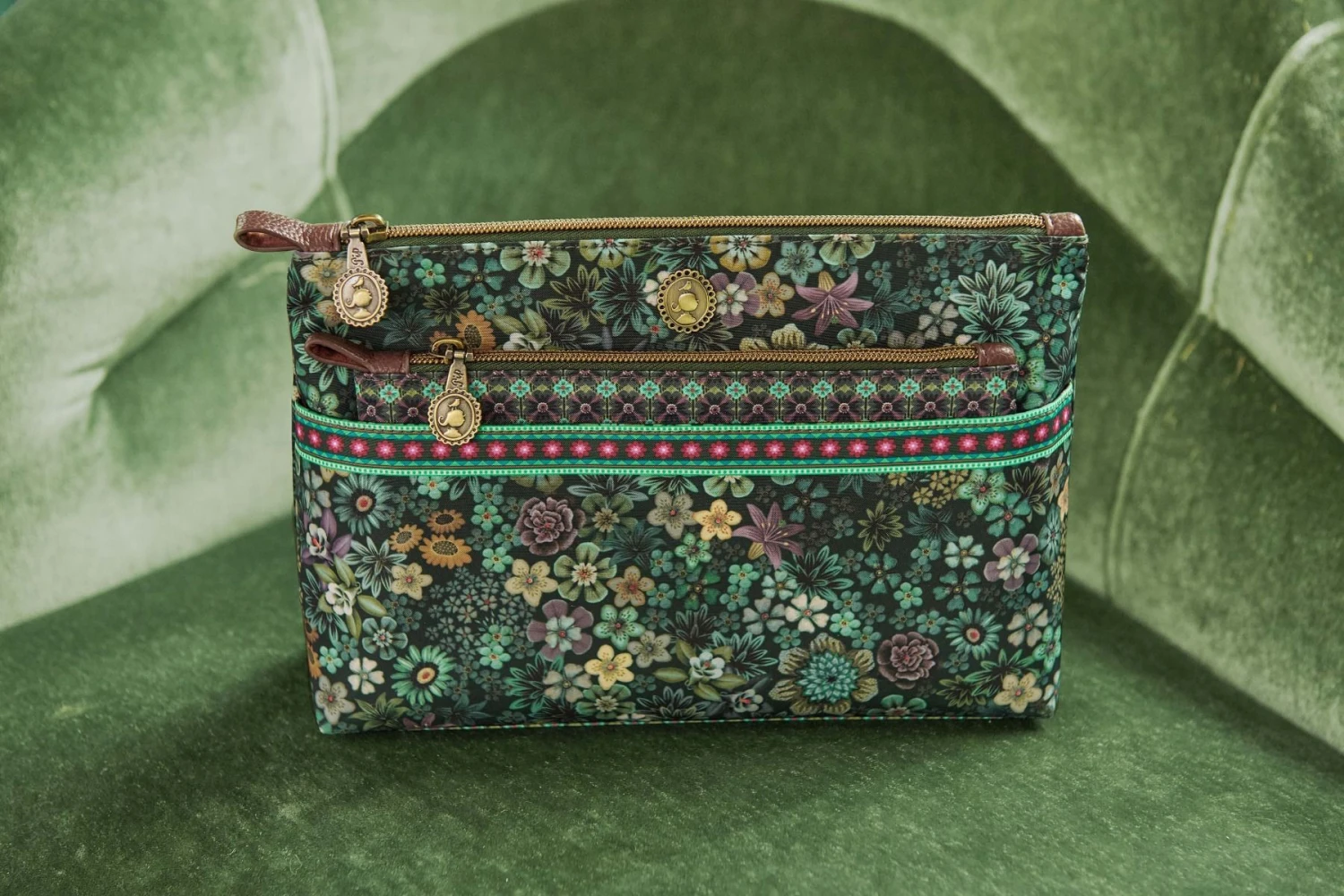 Cosmetic Bag Combi Tutti I Fiori Green 2 Cosmetic Bag Combi Tutti I Fiori Green - Image 2