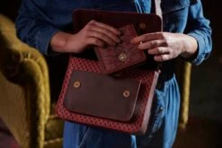 Cross Body Kyoto Festival Dark Pink 14 Cross Body Kyoto Festival Dark Pink -Home Comprehensive-PIP Studio anne timmer pip fw roos 34005 800x1200