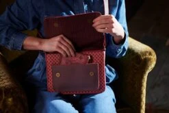 Cross Body Kyoto Festival Dark Pink 17 Cross Body Kyoto Festival Dark Pink -Home Comprehensive-PIP Studio anne timmer pip fw roos 34029 800x1200