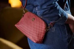 Cross Body Small Suki Pink 13 Cross Body Small Suki Pink -Home Comprehensive-PIP Studio anne timmer pip fw roos 34111 800x1200