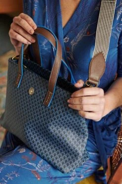 Shopper Small Suki Blue -Home Comprehensive-PIP Studio at pip studio dag3 diemen 81644