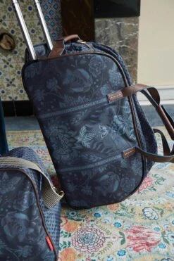 Weekender On Wheels Kyoto Festival Blue -Home Comprehensive-PIP Studio at pip studio dag3 diemen dsc2448