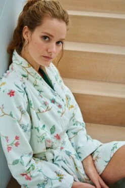 Bathrobe Les Fleurs Bathrobe White 10 Bathrobe Les Fleurs Bathrobe White -Home Comprehensive-PIP Studio bathrobe les fleurs white flowers pip studio 217940 03