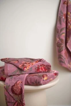 Bath Towel Secret Garden Mauve 55x100cm -Home Comprehensive-PIP Studio fw23 secret garden mauve 02 mood lr 1