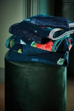 Bath Towel Set/3 Tile De Pip Dark Blue 55x100 Cm -Home Comprehensive-PIP Studio les fleurs good evening tile de pip dark blue 00 mood 800x1200 3