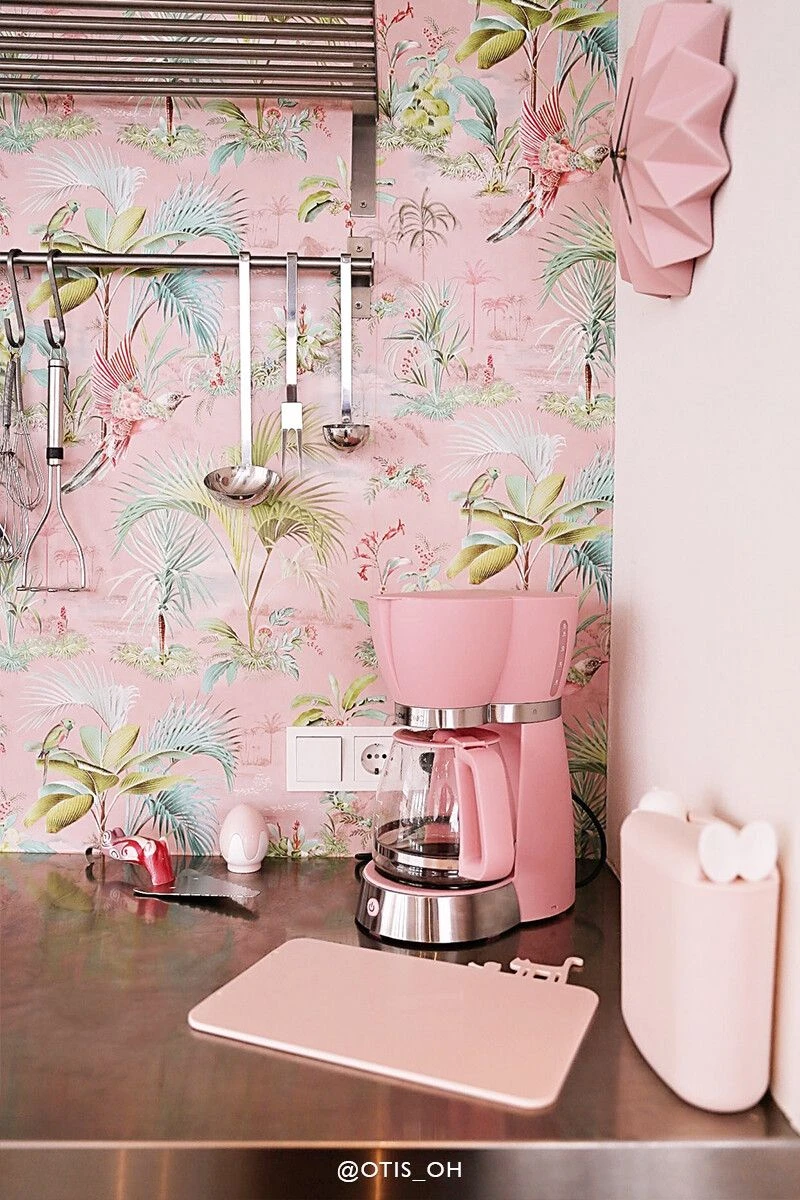 Pip Studio Palm Scene Non-Woven Wallpaper Pink 1 Pip Studio Palm Scene Non-Woven Wallpaper Pink