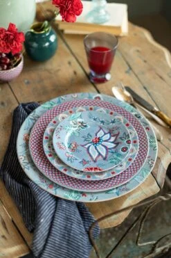 Flower Festival Underplate Light Blue 32 Cm -Home Comprehensive-PIP Studio pip flower festival 24 lowres 1 1