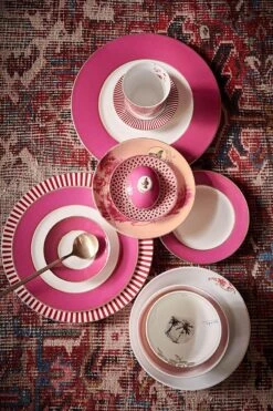 Heritage Pastry Plate Painted Pink 18 Cm -Home Comprehensive-PIP Studio pip studio ss2023 pip chique mix match pink 07 lr 3
