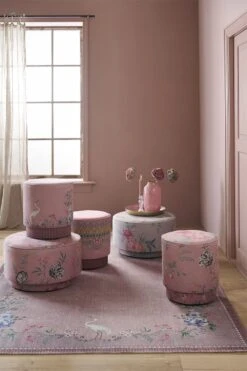 Stool High Fleur Grandeur Pink -Home Comprehensive-PIP Studio poef groep pink 01 1